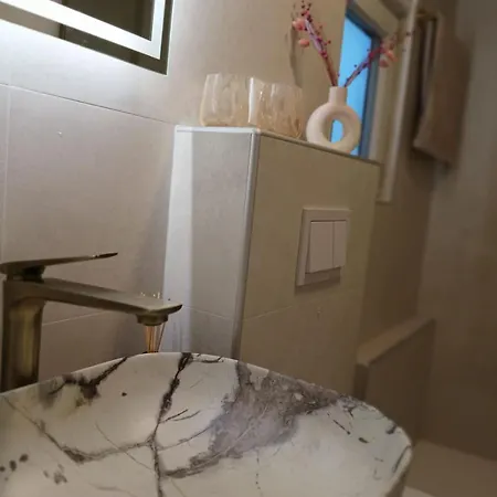 Appartamento Casa Arena Pola