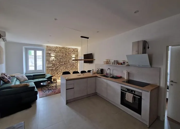 Apartment Casa Arena *