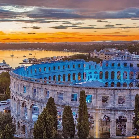 Lägenhet Casa Arena Pula